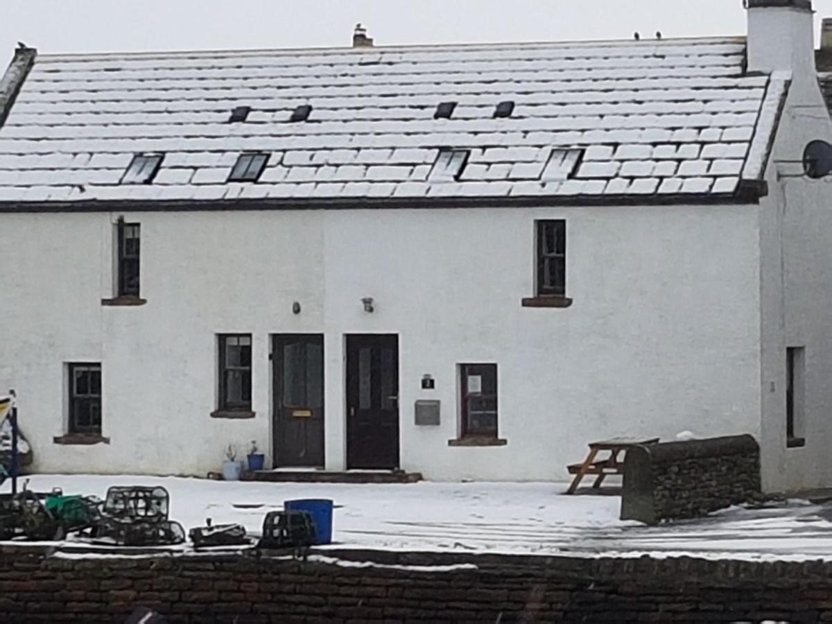 Apartamento 2 The Noust Self Catering Saint Margarets Hope Exterior foto